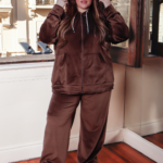 CONJUNTO PLUSH CAMPERA
