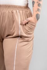 PANTALON CON LINEAS - Imagen 7