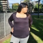 Camiseta cuello Cuadrado